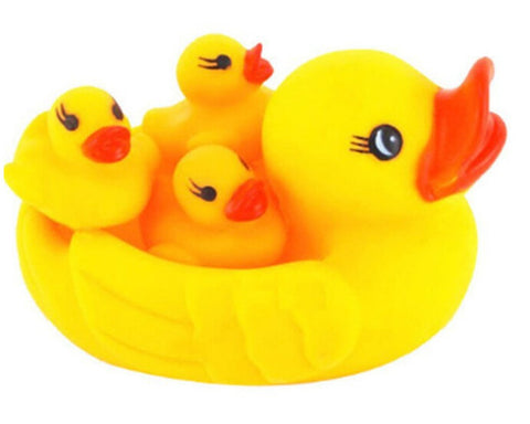 Cute Baby Bath Toys Rubber Race Squeaky Duck Big Yellow Duck Mother 3 pcs Duck Baby Classic Toys
